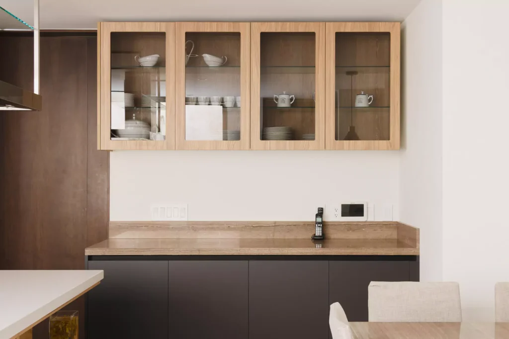 Wooden modular kitchen with central island designed by Vitelier in Coyoacán, Mexico City.