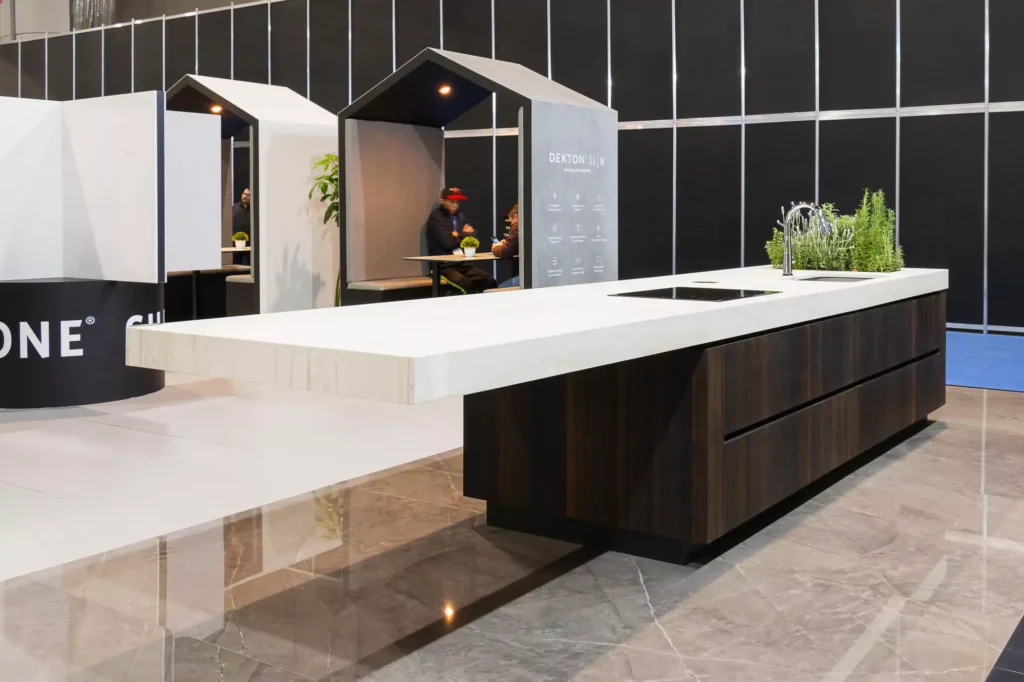 Custom kitchen designed by Vitelier in collaboration with Cosentino for Obra Blanca 2019