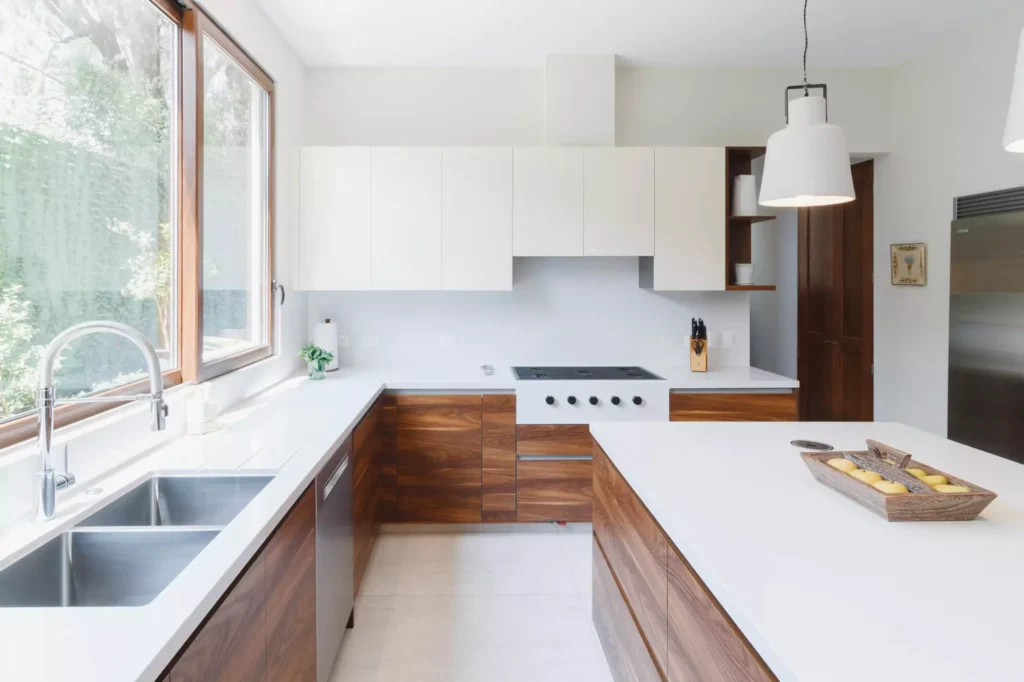 Modern kitchen with central island designed by Vitelier at Santa Anita, Colonia Lomas Hipódromo, Mexico City.