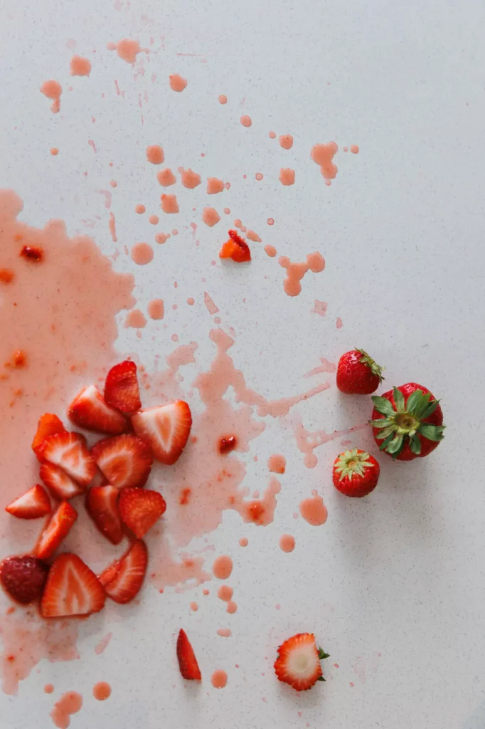 Custom navy blue kitchen designed by Vitelier at Edificio Josefa in Colonia Juárez, Mexico City.