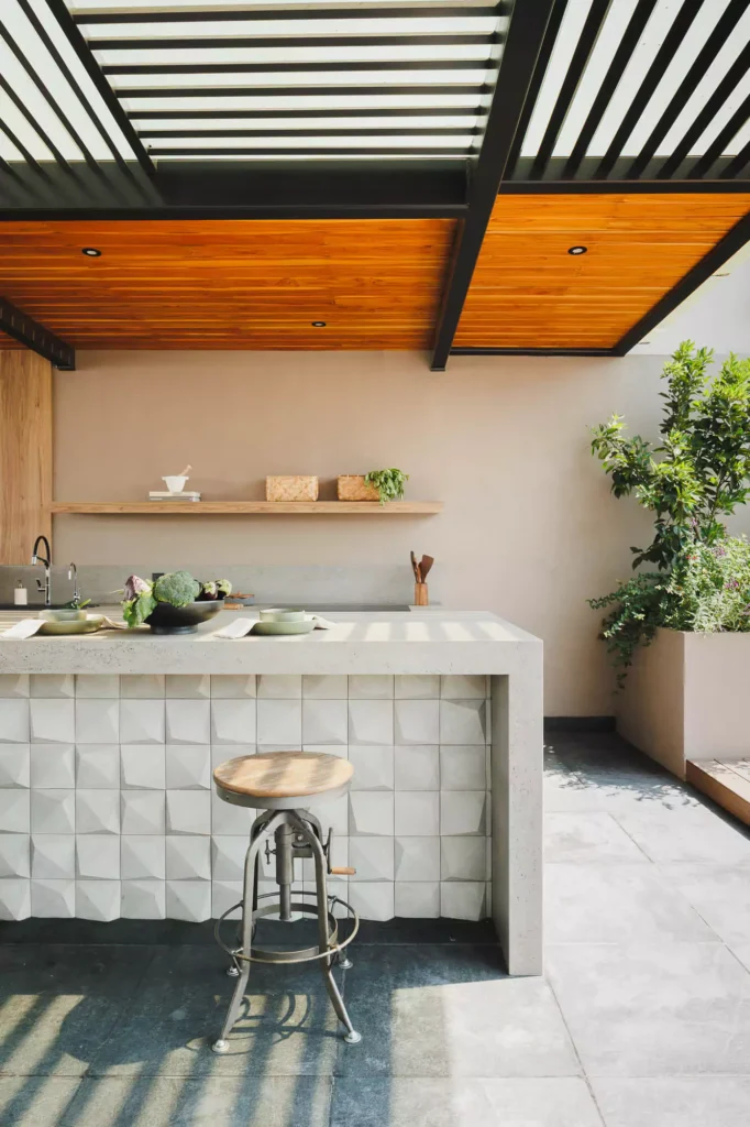 Outdoor kitchen design by Vitelier at Flamencos 68, Colonia San José Insurgentes, Mexico City.