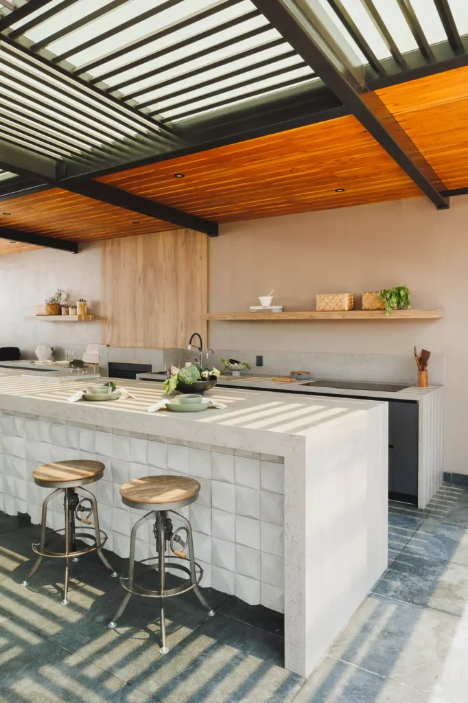 Outdoor kitchen design by Vitelier at Flamencos 68, Colonia San José Insurgentes, Mexico City.