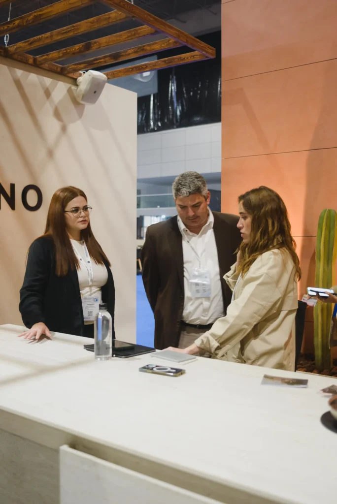 Vitelier presente en stand de Cosentino en Obra Blanca