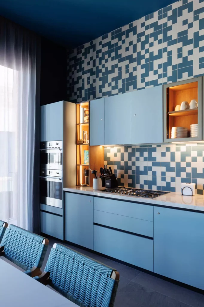 Custom blue kitchen designed by Vitelier in Edificio Amalia, Colonia Nápoles, Mexico City